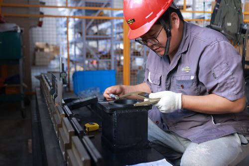 Inspection of outsourced and purchased machine parts