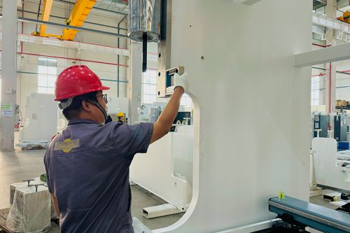 Inspection of machine tool component assemblies